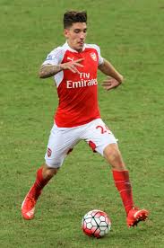 Barcelona's brazilian forward neymar (r) vies with arsenal's spanish defender hector bellerin during the uefa champions league round of 16 second leg football match fc barcelona vs arsenal fc at. Hector Bellerin Wikipedia