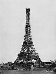 Und zwar mit der amerikanerin erika eiffel. Eiffelturm Wikipedia