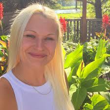 Does anyone do off leash dog training for German shepherds plz let me know  ! My babygirl is 1 years old ..any pointers I don't have that much money  but I need