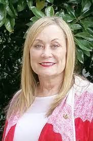 Penny Rainey's Instagram, Twitter & Facebook