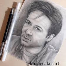 Fox “Do You Think I'm Spooky?” Mulder #mechanicalpencil #justforfun  #charcoaldrawing #mulder #DavidDuchovny #XFiles
