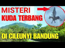 Gunung lawu memiliki beberapa tingkatan penguasa, yaitu : Asal Usul Batu Kuda Manglayang Misteri Kuda Terbang Sembrani Cileunyi Youtube