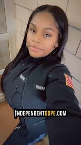 Mrs Officer 👮🏽‍♀️ 😍 😍 😍 she's beautiful!