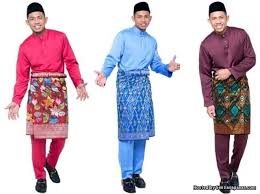 Baju bodo iaitu pakaian tradisional bugis menjadi kebanggaan masyarakat berasal dari sulawesi selatan, termasuk mereka yang bertapak di timur berdasarkan catatan sejarah, kain muslin pertama dibuat dan didagangkan di kota dhaka, bangladesh dan dikenali sebagai 'maisolos' di yunani. Siapa Pencipta Baju Melayu Dan Tahukah Anda Falsafah Disebaliknya Sentiasa Panas