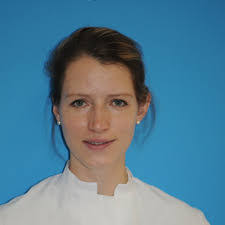 Laura Nitschke's Instagram, Twitter & Facebook