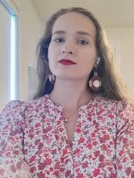 Introduction of a retired person in Brightwaters