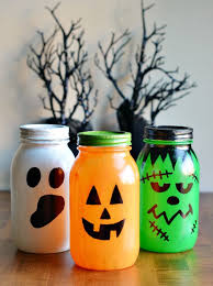 Diy Mason Jar Lanterns Craft For Halloween Halloween Mason Jars Mason Jar Halloween Crafts Mason Jar Diy