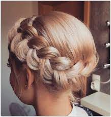 Frisuren 2019 Frauen Ab 50 Lange Kurze Mittlere Haare Kurze Haare Frauen Frisuren Kurzhaar Kurze Haare