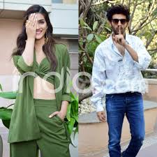 Top 10 Stars Spotted Promoting Their Upcoming Film Wiki Newforum Latest Entertainment News As the trio celebrated their victory, britta showed up. wiki newforum