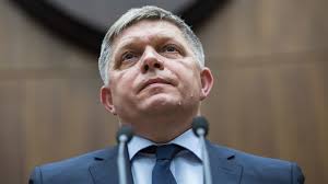 Ústavný právnik Marek Domin: Viem si predstaviť zrušiť potrebu súhlasu NRSR  so vzatím poslanca do väzby