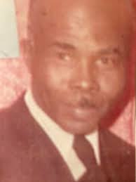 David wilkerson's father was my minister in SCRANTON PENNSYLVANIA Kenneth  Wilkerson baptized me in 1957.They were one of the nicest and Godliest  Families you could ever meet.