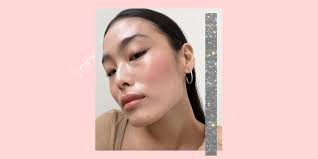 Given that many of us barely left our houses in 2020, a move closer to the no makeup look makes a. Makeup Trends 2021 10 Beauty Looks To Try This Year
