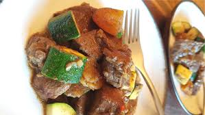 Moroccan beef stew and couscous. Moroccan Beef And Apricot Stew Heart And Stroke Foundation
