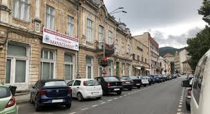 „toţi candidaţii vor depune un eseu motivaţional, datat şi semnat, privind alegerea academiei de studii economice din bucureşti, care va fi evaluat prin pentru anul 2015, ase va scoate la concurs pentru ciclul de licenţă 5.668 de locuri la forma de învăţământ cu frecvenţă şi 750 la formele de învăţământ la. Admitere Online La Filiala Deva A Ase Bucuresti Facultatea De Management Servuspress