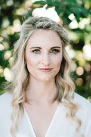 Holly & Cameron's Picturesque Beach Wedding