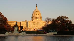 Le fuseau horaire de washington, les changements d'heure à washington, le passage à l'heure d'été et à l'heure d'hiver à washington. Visiter Washington Maison Blanche Capitol Lincoln Memorial Sunset Bld