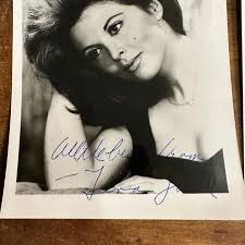 Vintage Lot (2) Gilligan's Island Signed Photos Tina Louise & Dawn Wells 5  x 7