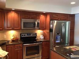 Shenandoah Grove Cathedral Maple Cognac Traditional Kitchen Oak Cathedral Kitchen Cabinets Set Homeowners Disco Traditional Kitchen Kitchen Kitchen Set Cabinet