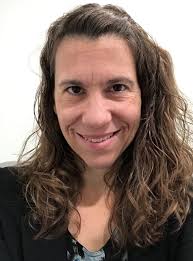 Amy Petri's Instagram, Twitter & Facebook