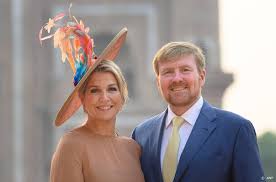 Perfect voor vandaag, start viering 75 jaar vrijheid. Willem Alexander De Baard Blijft Tot Hij Eraf Gaat Ditjes Datjes