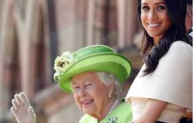Sua mãe, a princesa alice, era filha de lord louis. Rainha Queria Ver Os Duques De Sussex Morando Na Africa Ofuxico