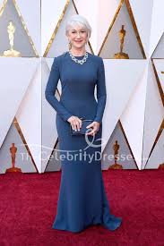 Rosarote roben im trend auf dem roten teppichdas große schaulaufen auf dem roten teppich der oscars!in diesem jahr setzen viele damen auf die farben rosa und rot. Helen Mirren Langarm Abendkleid 2018 Oscar Roter Teppich Abendkleid Thecelebritydresses