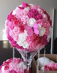 Résultat de recherche d'images pour "bouquet mariée ROSE BOULE"