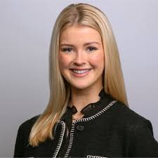 Very excited to share that I've started a new position as an Account  Manager at SheerLuxe after an incredible 4 years at Condé Nast! ❤️‍🔥