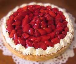 Recette De Tarte Aux Fraises Creme Aux Amandes Et Chantilly Maison La Recette Facile Recette Recette Tarte Aux Fraises Tarte Aux Fraises Recette Tarte