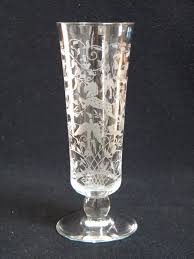 Vous y trouverez les meilleures pièces uniques ou personnalisées de nos flûtes et coupes à champagne boutiques. 6 Flutes A Champagne En Cristal De Baccarat Modele Djeddah B Baccarat Flute Champagne Flutes