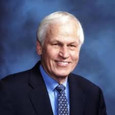 Charles W. Stenholm Obituary May 17, 2023