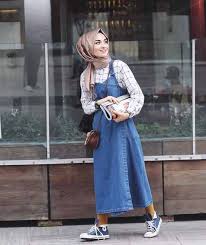 Inspirasi outfit ke kampus yang stylish ala fashion influencer. Inspirasi Fashion Style Hijab Untuk Kuliah Bagi Mahasiswi Muslimah Blog Unik