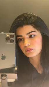 milaalzahrani ميلا الزهراني mirror selfie selfie scenes