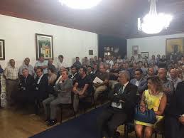 O salão nobre dos paços do concelho de arraiolos entre 1927 e 1932 recebeu 11 quadros para decoração da autoria de mestre simão dordio gomes, ilustre pintor arraiolense, nascido a 26 de julho de 1890. Salao Nobre Dos Pacos Do Concelho Municipio De Pombal Facebook