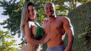 Foto: Separação de bens e sem devolução de presentes: o contrato de  namoro de Andressa Urach com o ator pornô Lucas Ferraz - Purepeople