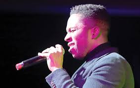 Acclaimed actor Leslie Odom Jr. wows Pittsburgh Promise students