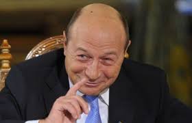 4 kasım 1951, köstence băsescu, 1976 yılında köstence deniz enstitüsü'nden mezun oldu ve romen devlet denizcilik şirketi navrom'da bir deniz ticaret güverte memuru oldu. BÄƒsescu Zice CÄƒ Dragnea CaÈ™tigÄƒ Firea Pierde È™i Rade De Orban Viitorul Ilfovean