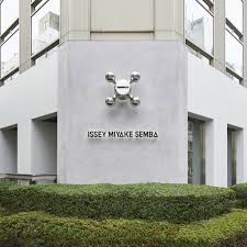 Applications for the program and semba class of 2003 scholarship 2020 must be submitted by 31st october 2020. Issey Miyake Semba Dezeen Awards 2020 Longlist
