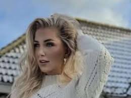 Dit is Cindy Peroti, Vriendin van Ryan Gravenberch