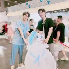 红花さんはinstagramを利用しています 今天花 知晓在上海cp24展子做活动 谢谢来支持的小伙伴们 顺便经过小伙伴的建议 这里也要提醒下大家 7月20号的台湾fm上午场下午场都还有余票的哦 大家别觉得没票了就不来了呜呜 活动 して