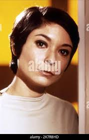 Zienia Merton Television: Space 1999 ; Space: 1999 (1975) Characters:  Sandra Benes Director: Gerry Anderson & Silvia Anderson 04 September 1975  **WARNING** This Photograph is for editorial use only and is the copyright  of CBSFOX and/or the ...