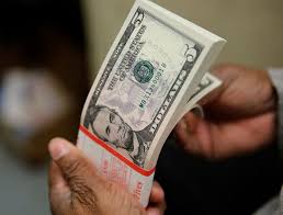 Valor actualizado del dólar, euro, real, peso uruguayo y peso chileno en argentina. Dolar Hoy La Cotizacion Libre Volvio A Caer Y Acumula Una Baja De 6 En Enero Infobae