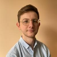 Esme Lowe Email & Phone Number