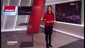 Ich stehe seit 27 jahren beim wdr vor der kamera, seit 1998 regelmäßig. Simone Standl Black Leather Skirt 21 11 2019 Youtube