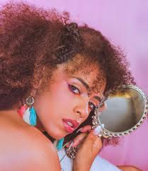 Who produced “Meu Mantra” by Bruna Black?