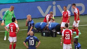 Denmark midfielder christian eriksen collapsed to the field late in the first half of his team's game against finland at euro 2020 on saturday, a frightening moment that played out before a stadium. 1xyaaldqtm7xum