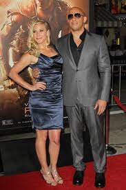 A buddha coin charm carved on rustic metal and surrounded with antique brass the necklace measures 34 inches (86cm) and is beaded alternating knots with silver silk thread and a simple ring. The Real Height Of Vin Diesel Without Lifts