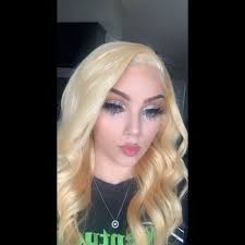 Shaina Marie's Instagram, Twitter & Facebook