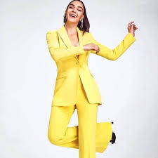Hercai Hercaidizi Hercaidizisi Ebrusahin Ebrusahin Akinakinozu Akinakinozu Akinakinozu Reyyansadoglu Reyyansadoglu M Moda Stilleri Unluler Aktrisler