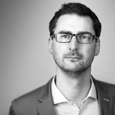 Beeindruckend: Seit mehr als 75 Jahren fertigt das Rohde & Schwarz Werk in  Memmingen mit seinen 1800 Mitarbeitern nicht nur Produkte für die Welt der  Kommunikation, Information und Sicherheit…